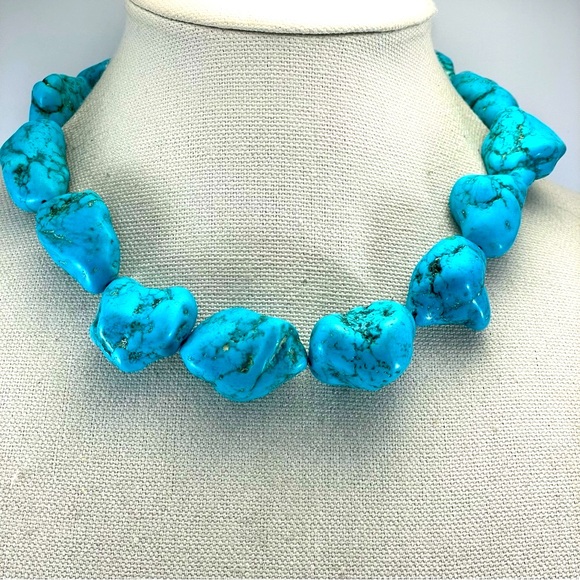 Unsigned Jewelry - Stunning Unsigned Chunky Faux Turquoise Dyed Howlite Heavy Statement Necklace